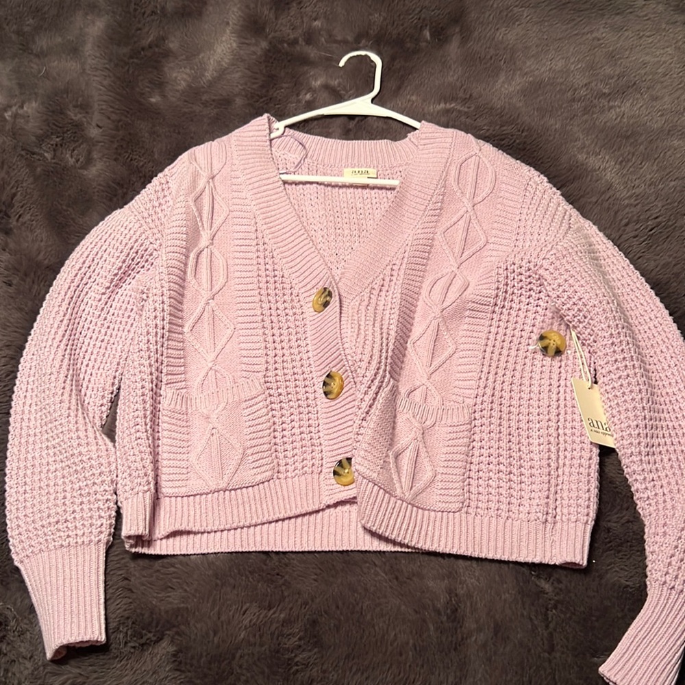 Cardigan sweater
